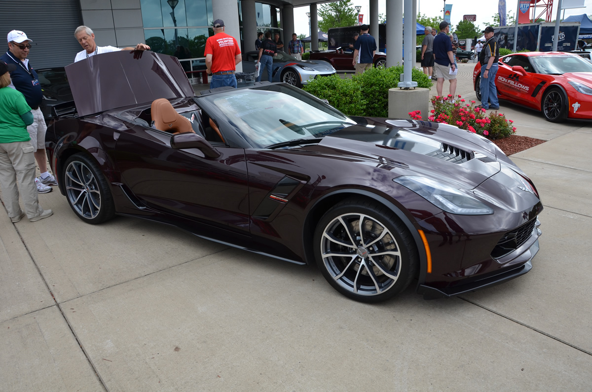 2017corvettegrandsportblackrosemetallic5 MacMulkin Corvette
