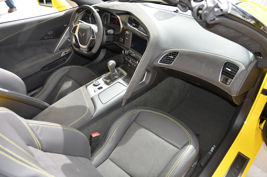 2018 Corvette Stingray Convertible 3LT