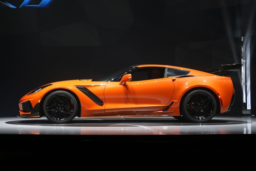 2019 Corvette ZR1 - MacMulkin Chevrolet