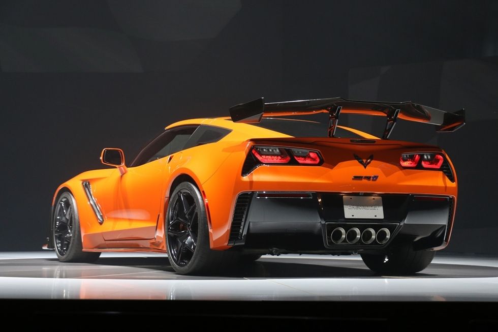 2019 Corvette ZR1 - MacMulkin Chevrolet